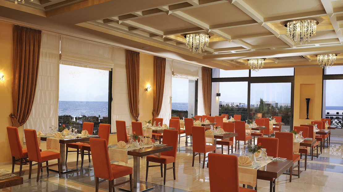 Grand Hotel Holiday Resort